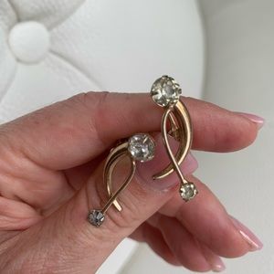 Vintage 1950’s clip on earrings